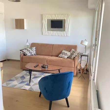 Apartment Avec Loggia, Classe 2 Etoiles, Situe Sur Le Port Courseulles-sur-Mer
